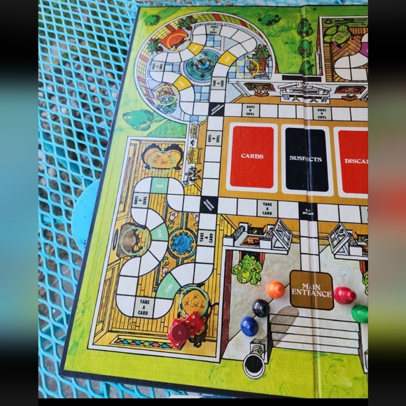 Vintage 1972 Whodunit Mystery Detective Board Game Selchow & Righter - Picture 2 of 9